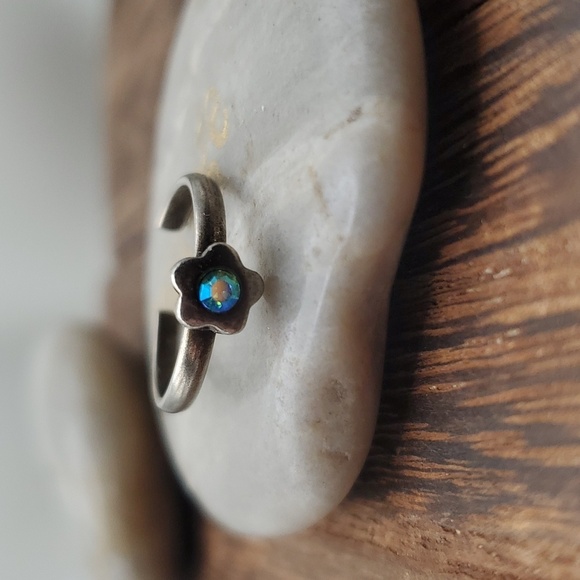 R612 adjustable band aurora borealis stone cuff ring - Picture 3 of 3